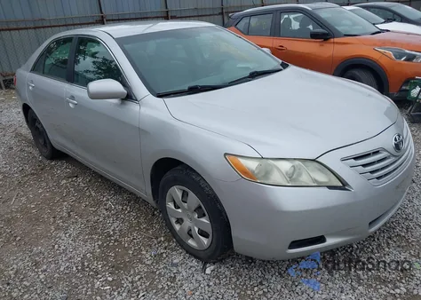 2009 Toyota Camry z USA, uszkodzony, nr VIN 4T1BE46KX9U290727